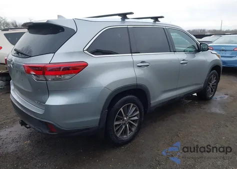2019 Toyota Highlander Xle from USA, damaged, VIN 5TDJZRFH4KS574449